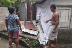 Dinding Rumah Kuswanto Ambruk Akibat Banjir, Ini Penjelasan Petugas DPKPPB