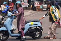 Cerita Unik Napoleon, Tukang Parkir di Lubuk Linggau yang Sudah 8 Tahun Setia Menjaga Jalan Garuda