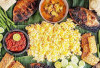 Botram Vs Liwetan, Bukan Sekadar Makan Bareng di Atas Daun Pisang Sunda