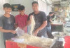 Buka Sejak Dini Hari, Mie Rumahan Laris Manis di Lubuk Linggau