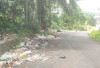 Tepi Jalan Objek Wisata Bukit Sulap Lubuk Linggau Penuh Sampah